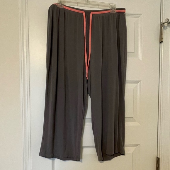 New Directions PJS Intimates 2PC Orange & Gray Pullover Top, Capri Bottom Sz Lg - Picture 5 of 12